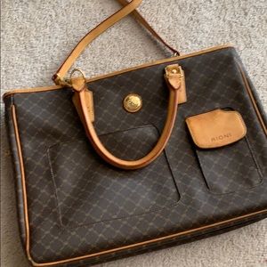 Rioni satchel .. great condition